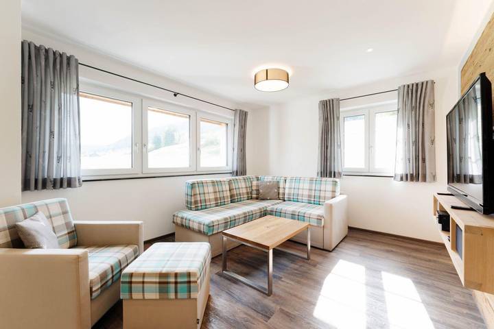 Ganze Ferienwohnung, Ferienwohnung 1 Og - 2 Schlafzimmer, Sauna, Balkon in Ofterschwang, Bayerisch Schwaben