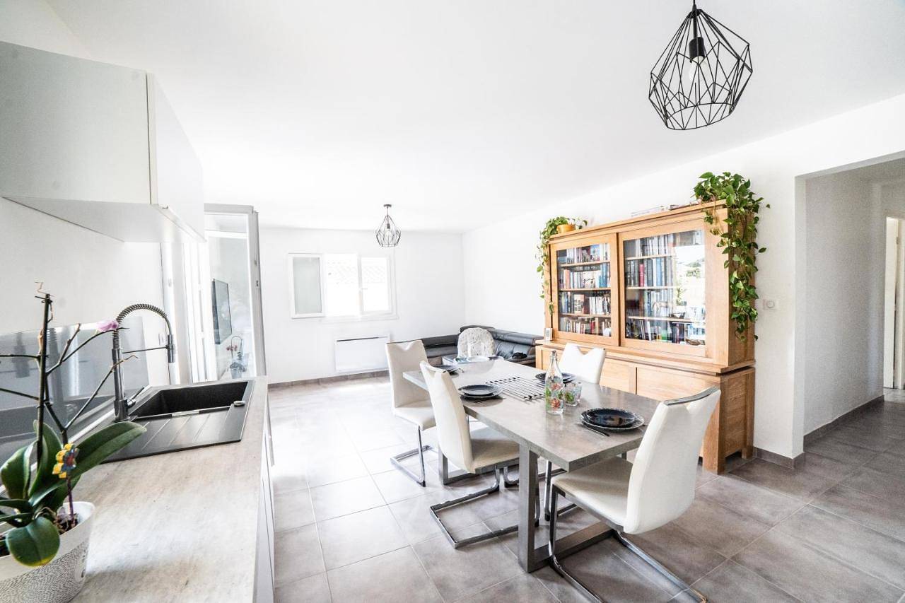 Seven-Bedroom House in Pérols, Côte méditerranéenne (France)