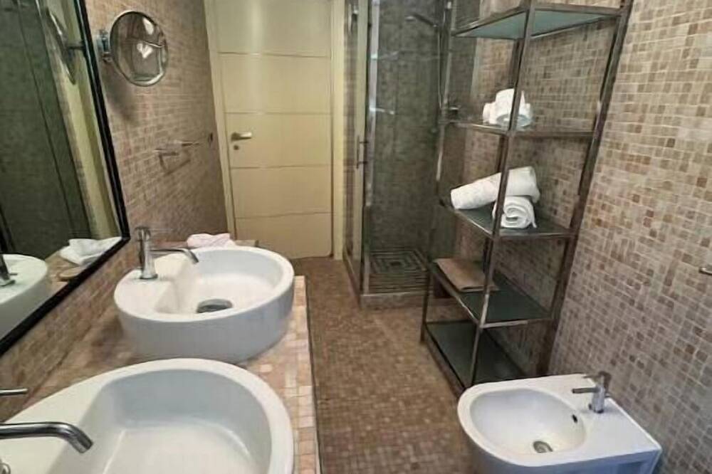 Villa Maddalena: Elegance and Tranquility in the Hills of Turin in Moncalieri, Provincia de Torino
