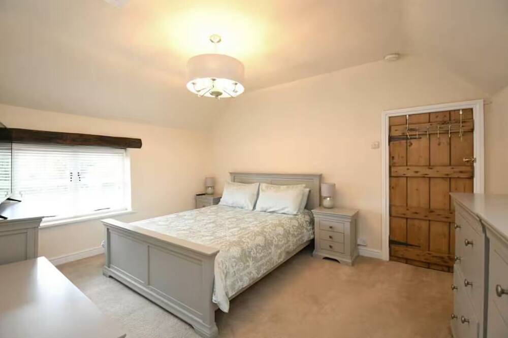 Beautiful Cottage in Kings Bromley in Staffordshire