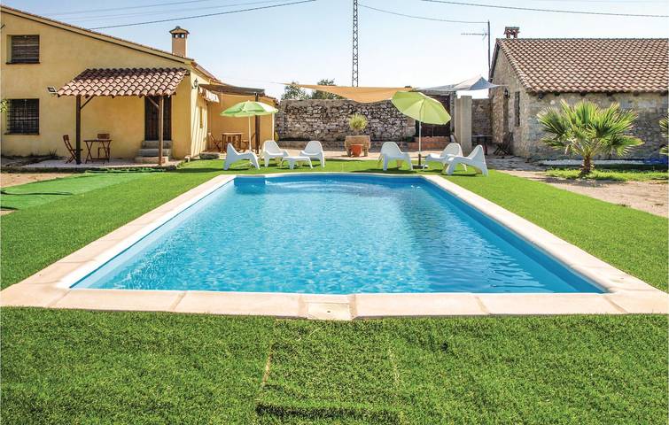 Casa rural para 14 personas en La Serena