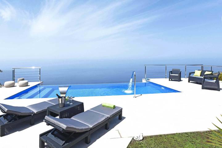 Ferienhaus für 4 Personen, mit Terrasse und Garten in Tijarafe
