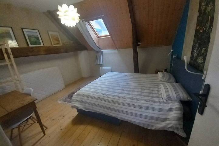 Maison de Campagne Paisible Avec Piscine à Proximité de Rennes in Chevaigné, Rennes region