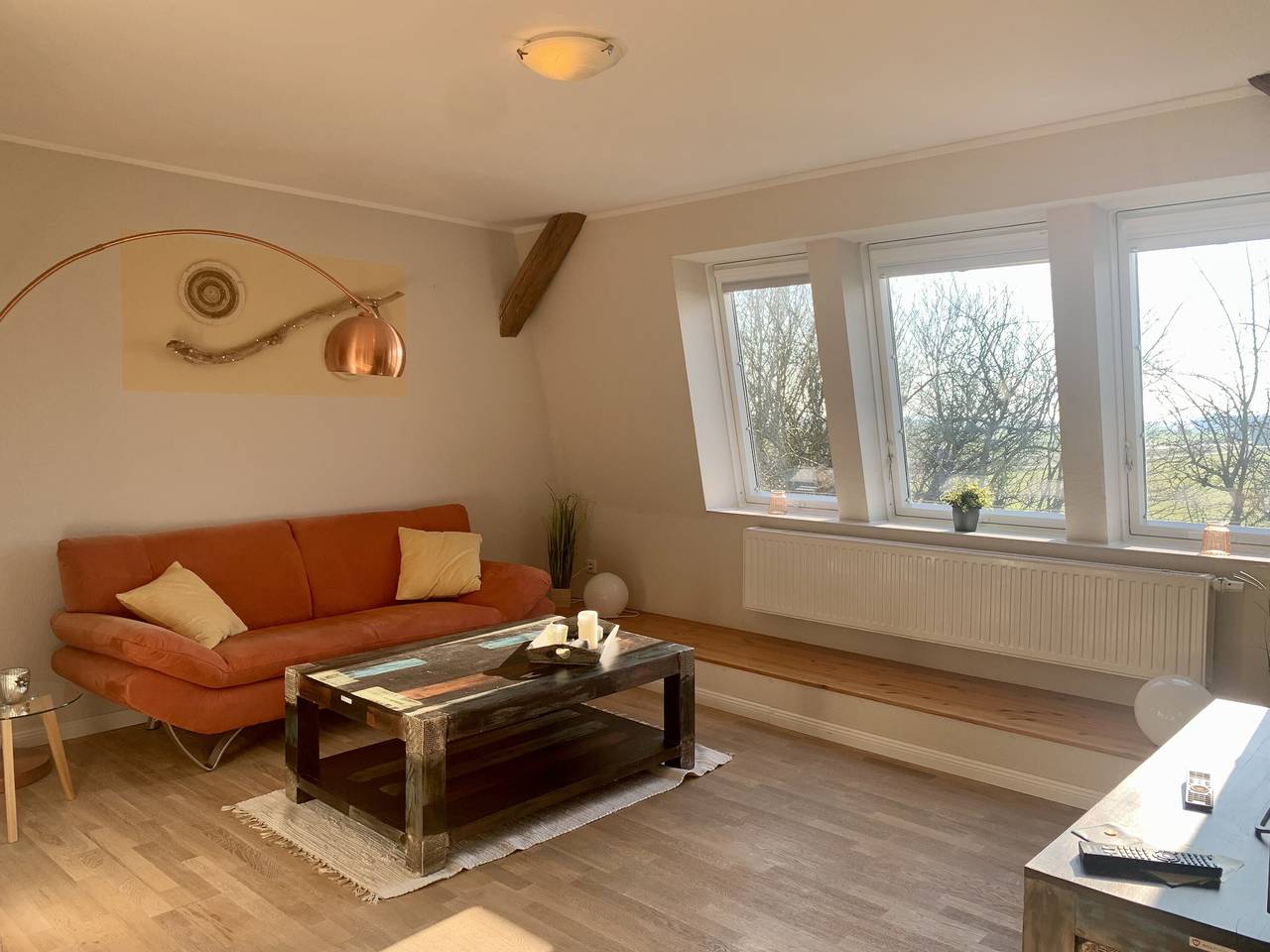 Ganze Wohnung, Ferienwohnung 'Denkerhof Südsonne' mit Gemeinschaftsgarten & Wlan in Reußenköge, Nordfriesland