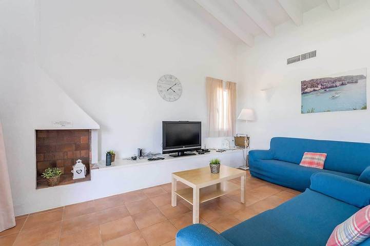 Binibeca Beautiful Villa Esmee - Swimming Pool c/w Wifi - 10 persons in Binibeca, Sant Lluís