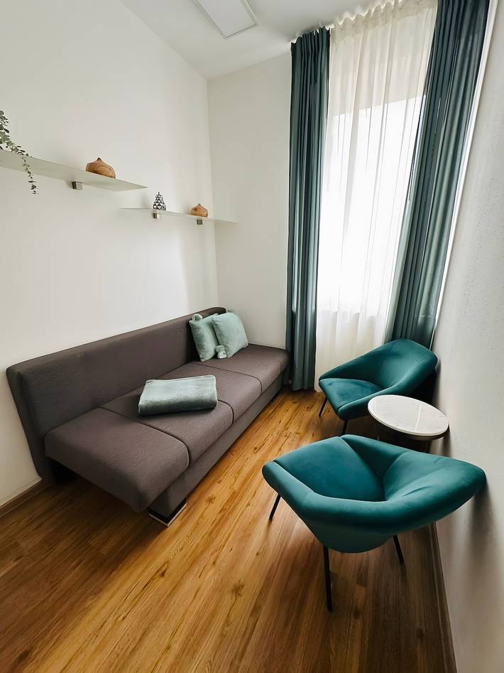 Apartment 'City  with Private Parking' with Wi-Fi