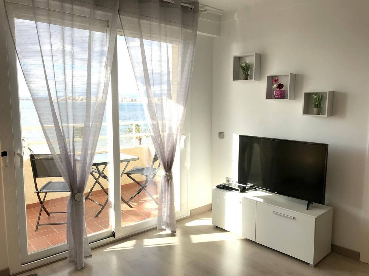 Geheel appartement, Rhode 2a in Roses Centre, Roses