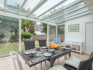 Location de vacances pour 6 personnes, avec terrasse et jardin dans Penthièvre