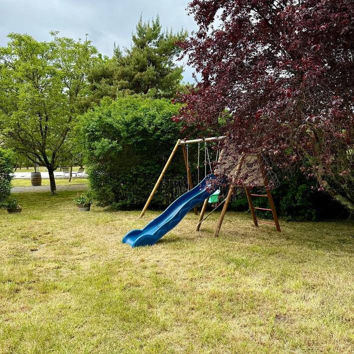 Location de vacances pour 4 personnes, avec piscine et jardin, adapté aux familles à Beaulieu (Largentière) - 2