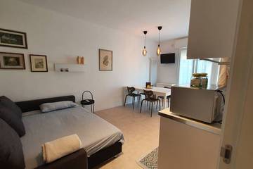 Ferienwohnung für 4 Personen, mit Whirlpool und Garten sowie Balkon, mit Haustier in Padua
