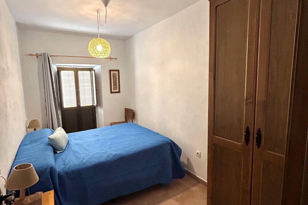 Beautiful 2-bedroom house with terraces in El Colmenar in El Colmenar, Cortes de la Frontera