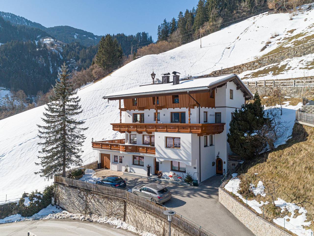 Ganze Wohnung, Gemütliche Wohnung mit Skiaufbewahrung
 in Schwendau, Tiroler Unterland