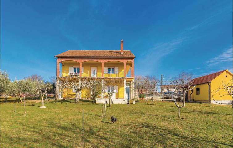 Ferienwohnung für 6 Personen, mit Terrasse in Dracevac Ninski