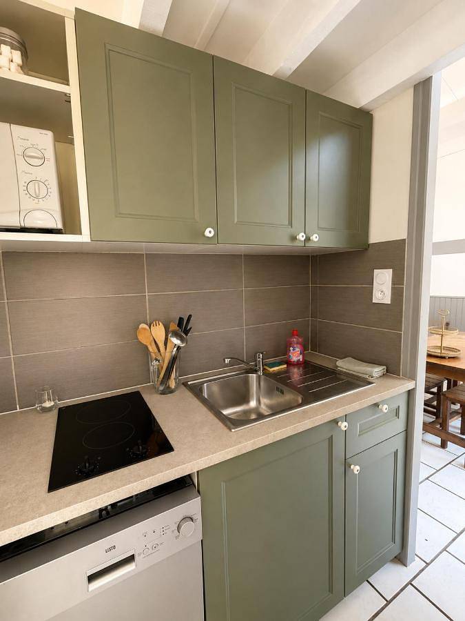 Location de vacances pour 6 personnes, avec Terrasse ainsi que Jardin et Vue à Cuxac-Cabardès - 4