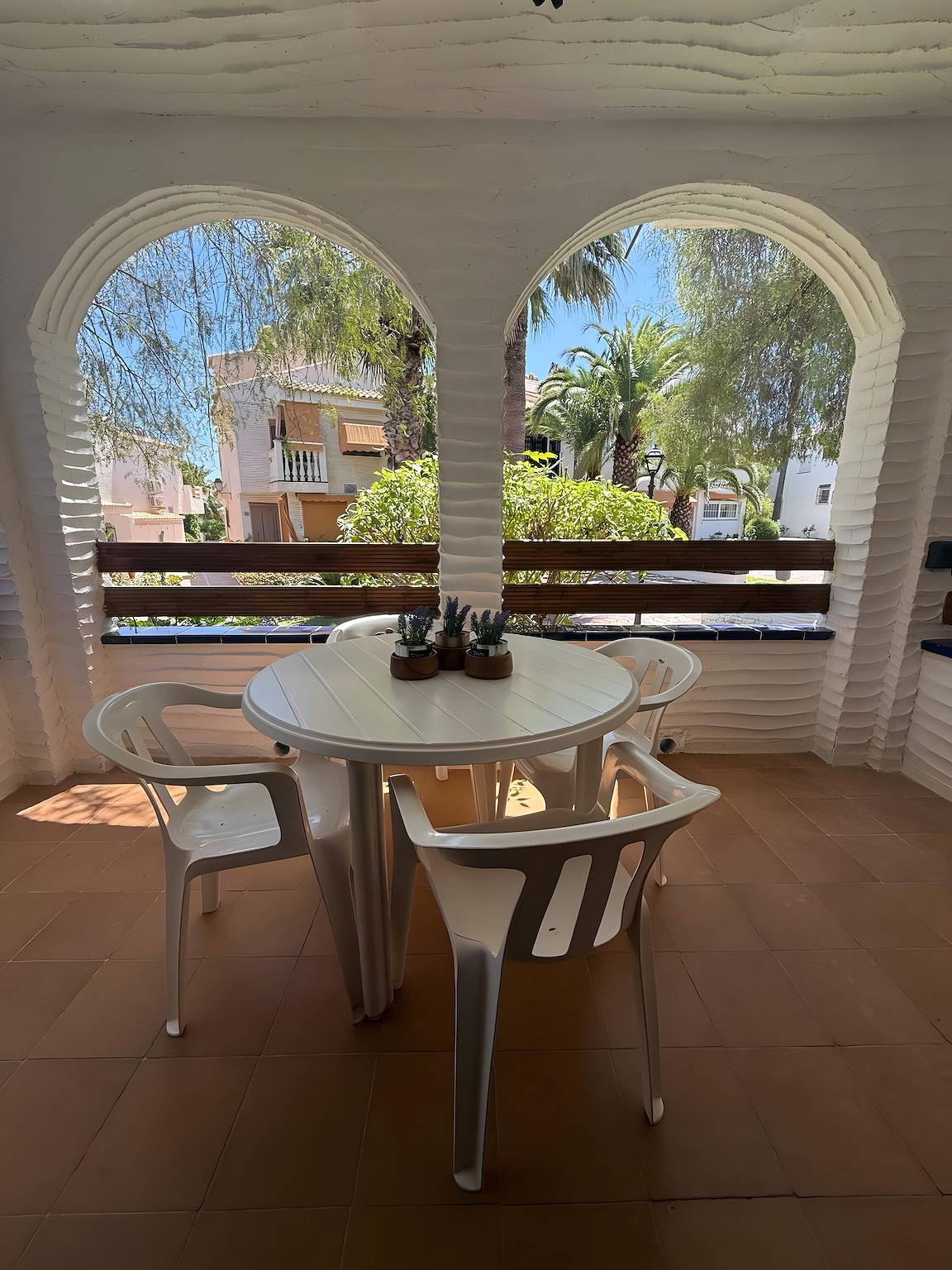Holiday Home 'Casa En La Playa Con Piscinas' with Shared Pool, Wi-Fi and Air Conditioning in Santa Pola, Costa Blanca