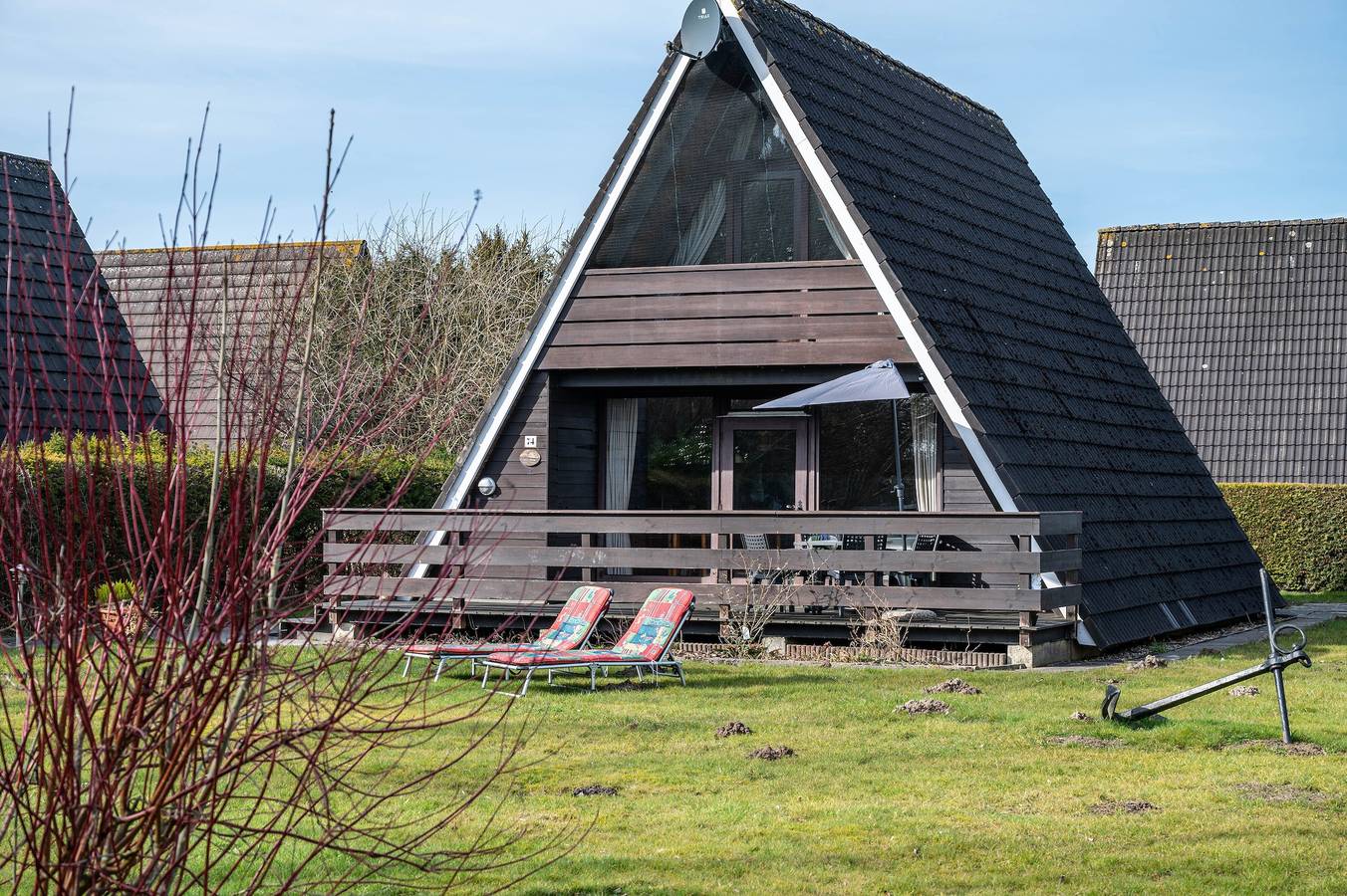 Ferienhaus 'Hafenhuus am Meer' mit privater Terrasse, privatem Garten und Wi-Fi in Fedderwardersiel, Butjadingen