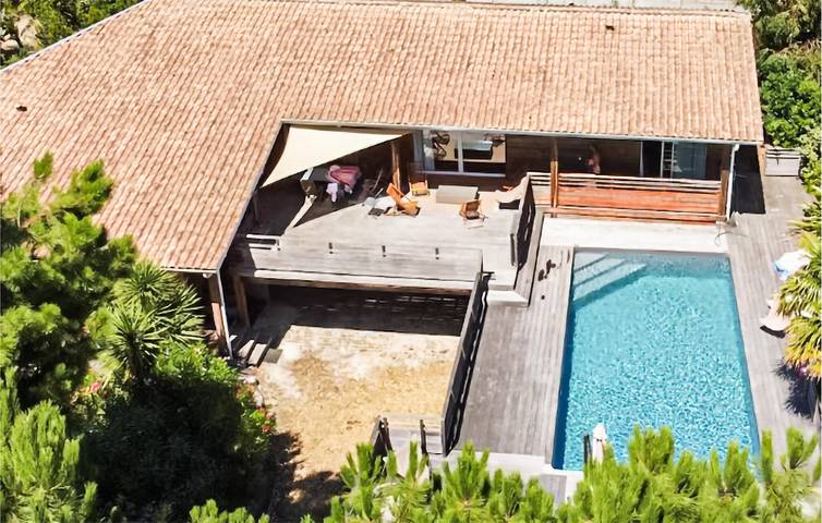 Casa de vacaciones para 10 personas, con jardín además de piscina y terraza - 1