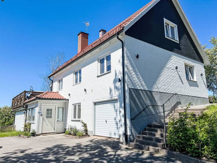 Ferielejlighed for 6 personer, med Terrasse og Have i Vimmerby