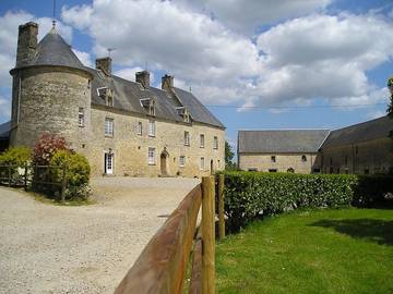 Gîte pour 10 personnes, avec jardin à Picauville