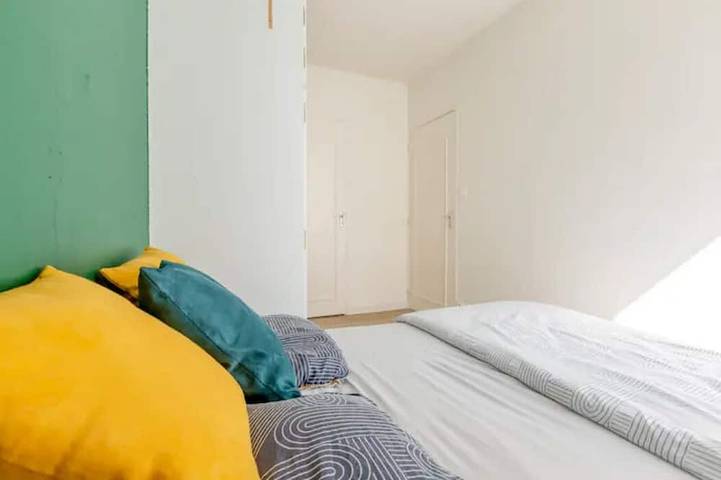Entire apartment, Bright T2 apartment - Valenciennes town center in Valenciennes, Valenciennes region