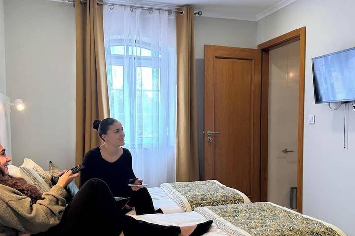 Chambre d’hôte pour 2 personnes, avec jardin à Angra do Heroísmo