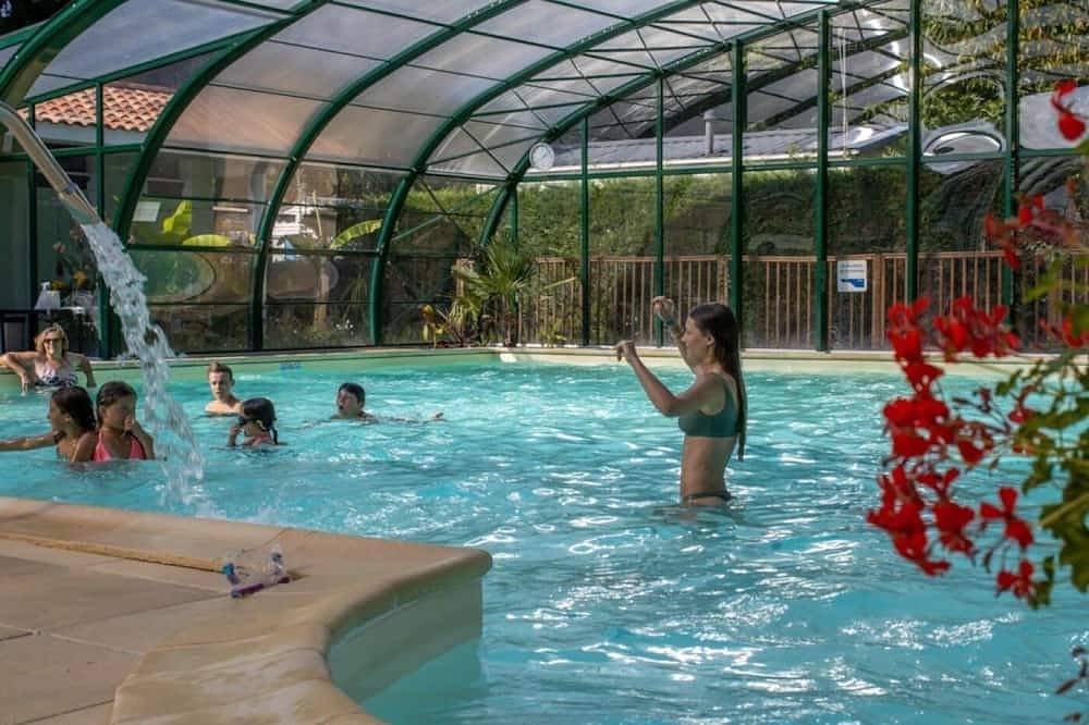 Zecamping 4* animé piscine couverte dog friendly jacuzzi tente 2 pers in Azur, Côte d’Argent