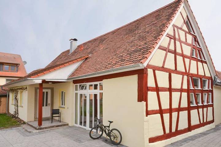 Ferienhaus für 4 Personen, mit Balkon und Garten - 1