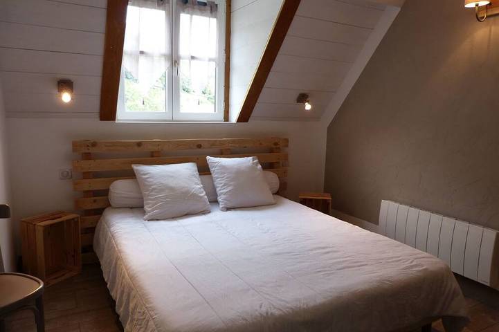 Gîte pour 16 personnes, avec terrasse et jardin à Arreau - 4