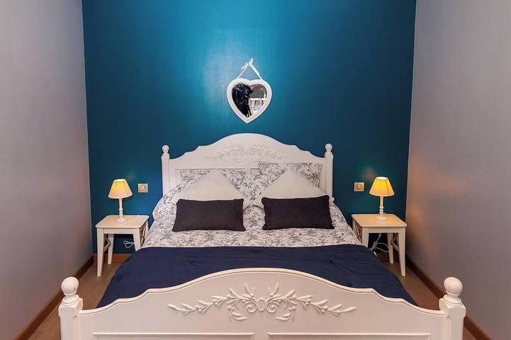 Gîte pour 4 personnes dans Place Ducale Charleville Mezieres - 2