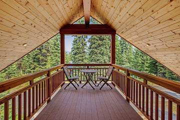 Log Cabin for 10 Guests in McCall, Valley County, Picture 2