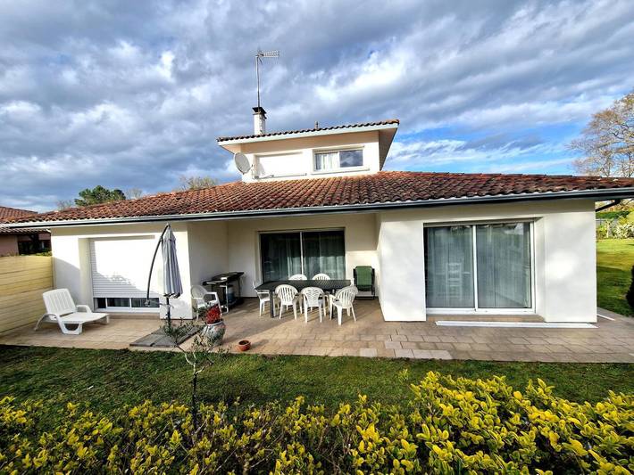 Gîte pour 6 personnes, avec jardin
