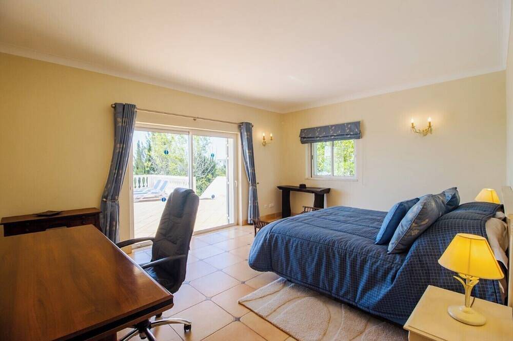 Parque da Floresta villa 209 with pool on golf resort\n in Faro Distrikt