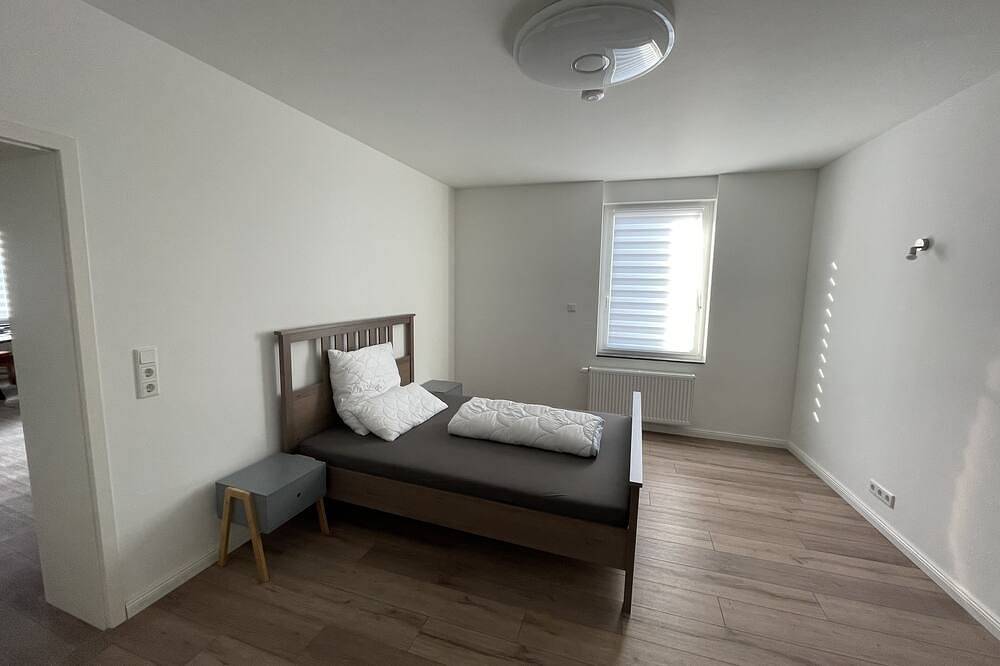 Ganze Wohnung, Wurmtal 2-family house directly on the nature reserve 90 sqm, quiet & spacious in Herzogenrath, Rheinland