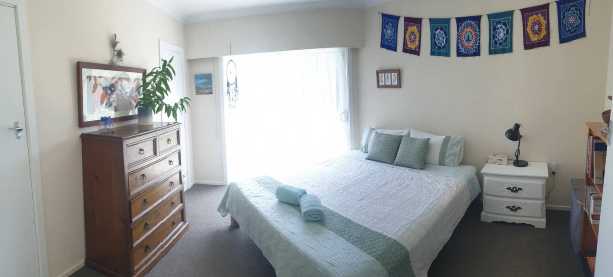 Doppelzimmer mit Kingsize-Bett - Tor zu Ihren Abenteuern in Motueka, Tasman (Neuseeland)