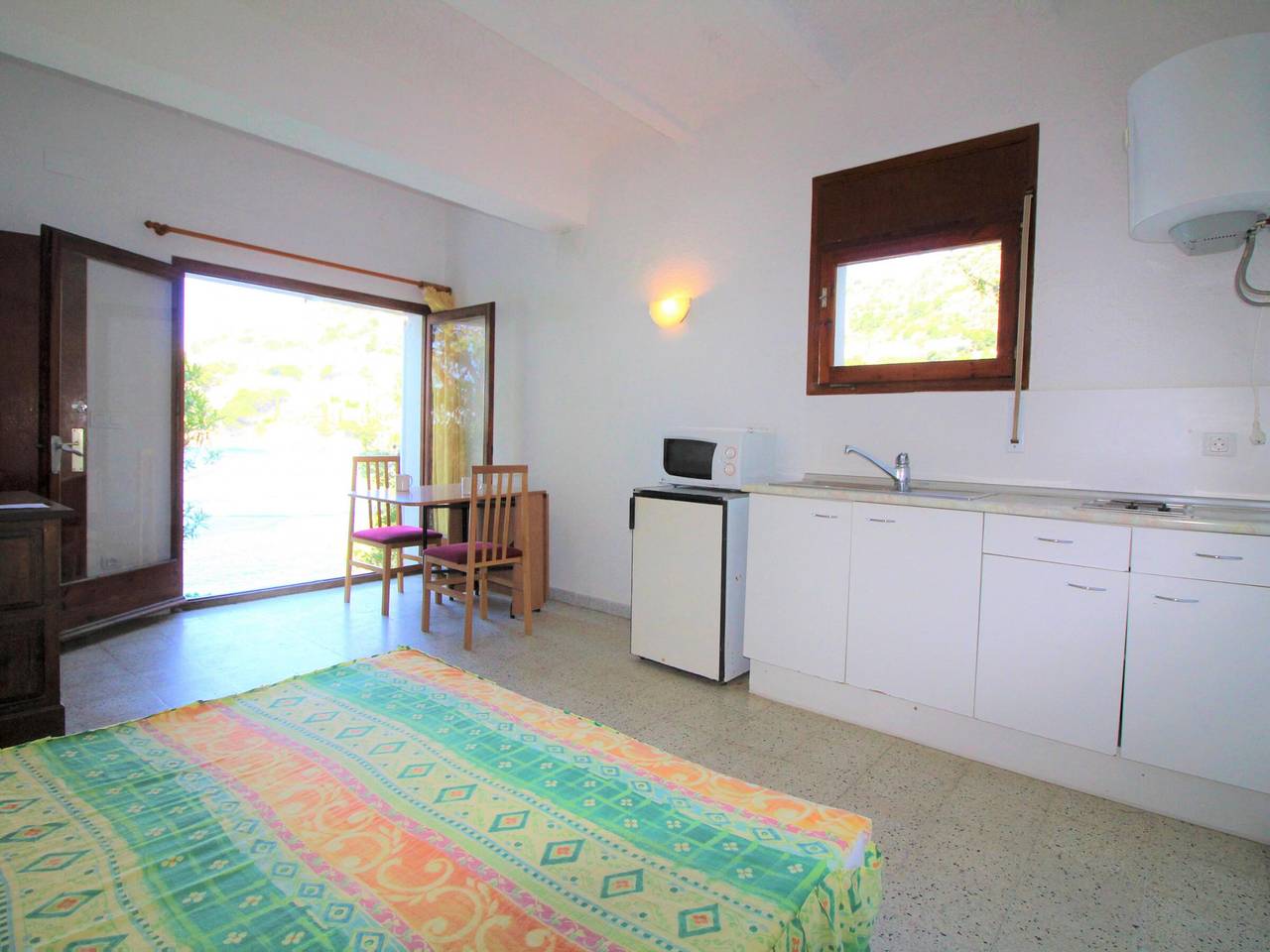 Entire studio, Seaside studio - 2 guests in Roses, Upper Empordà