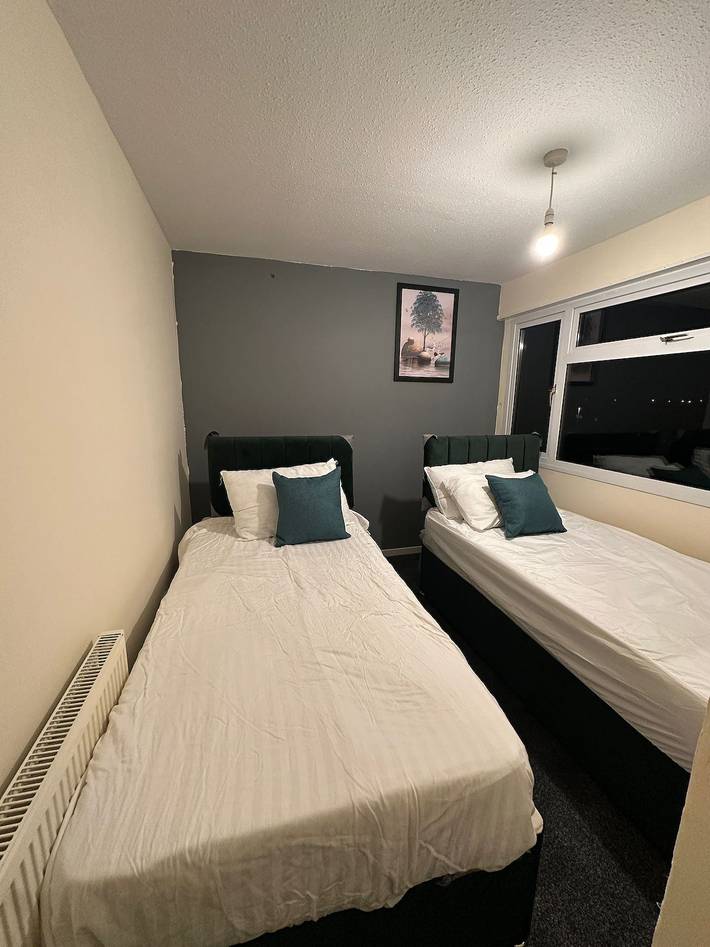 Sark drive Serenity-Cosy 3Br House in Birmingham in Solihull, Birmingham Area
