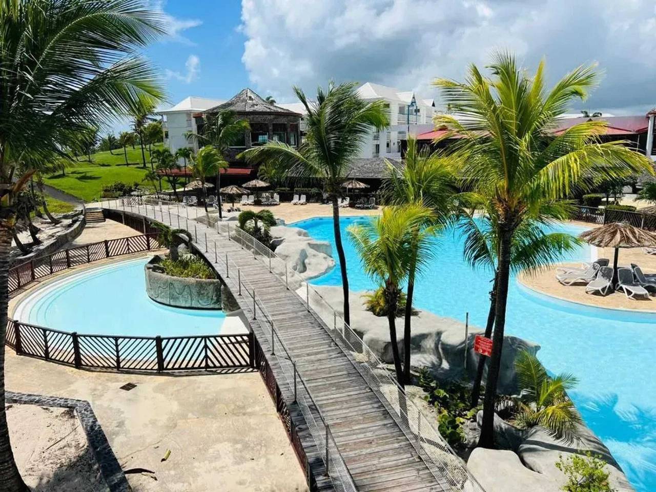 Entire studio, Studio by the Sea in Saint-François 19 m² with Pool in Saint-François, Guadeloupe (Caribbean)