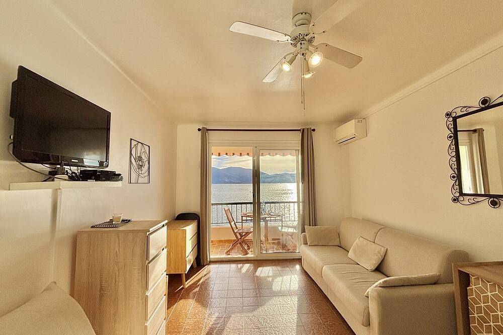 Ganze Wohnung, Studio in Tiuccia am Meer mit Klimaanlage in Casaglione, Ajaccio und Umgebung