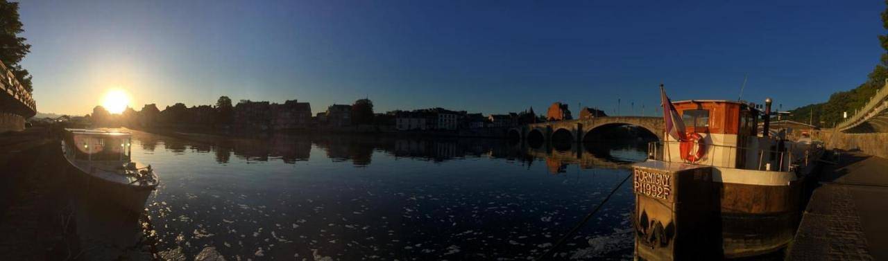 Bateau pour 2 personnes, avec terrasse et vue à Namur - 2