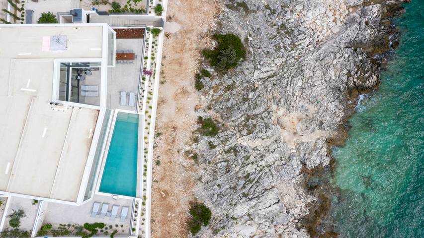 Ferienhaus für 10 Personen, mit Balkon und Meerblick sowie Pool und Sauna in Rogoznica