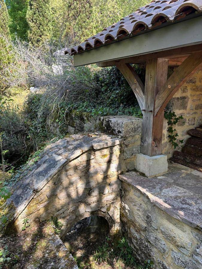 Location de vacances pour 2 personnes, avec piscine ainsi que terrasse et jardin, animaux acceptés dans Cœur de Causse - 4