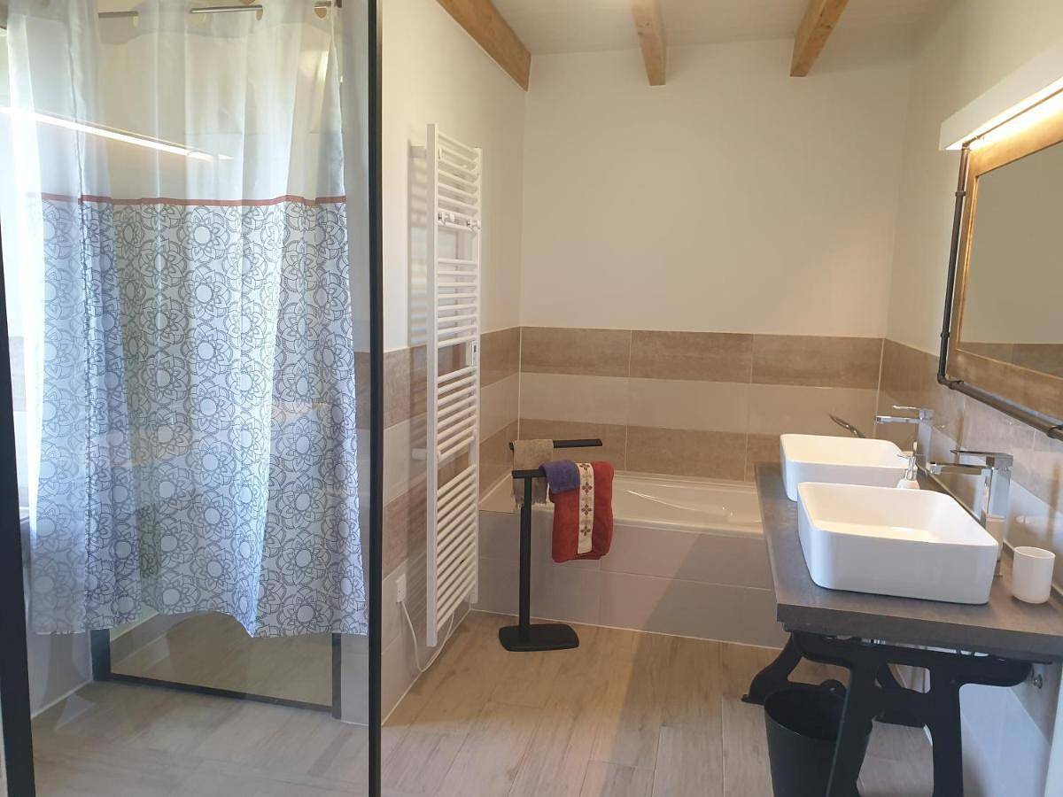 Chambre d'hôtes à la ferme du Moulin in Galapian, Quercy