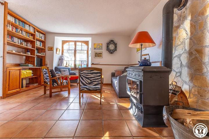 Gîte pour 5 personnes, avec jardin à Montaigut-le-Blanc - 3