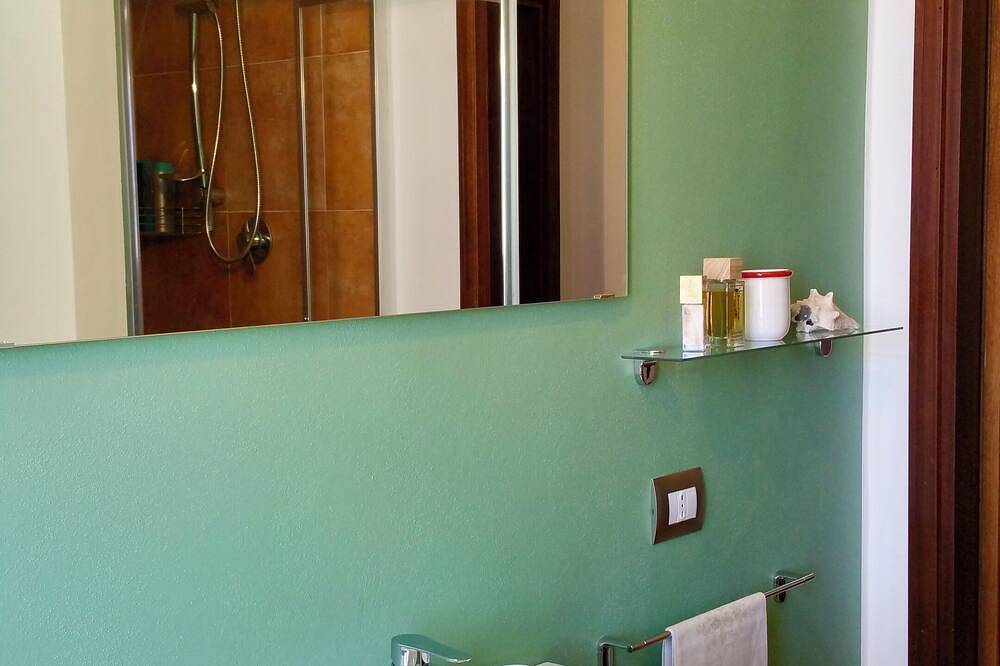 Apartamento entero, Casa Stefania Igea Marina con vistas al mar - Wifi in Igea Marina, Bellaria-Igea Marina