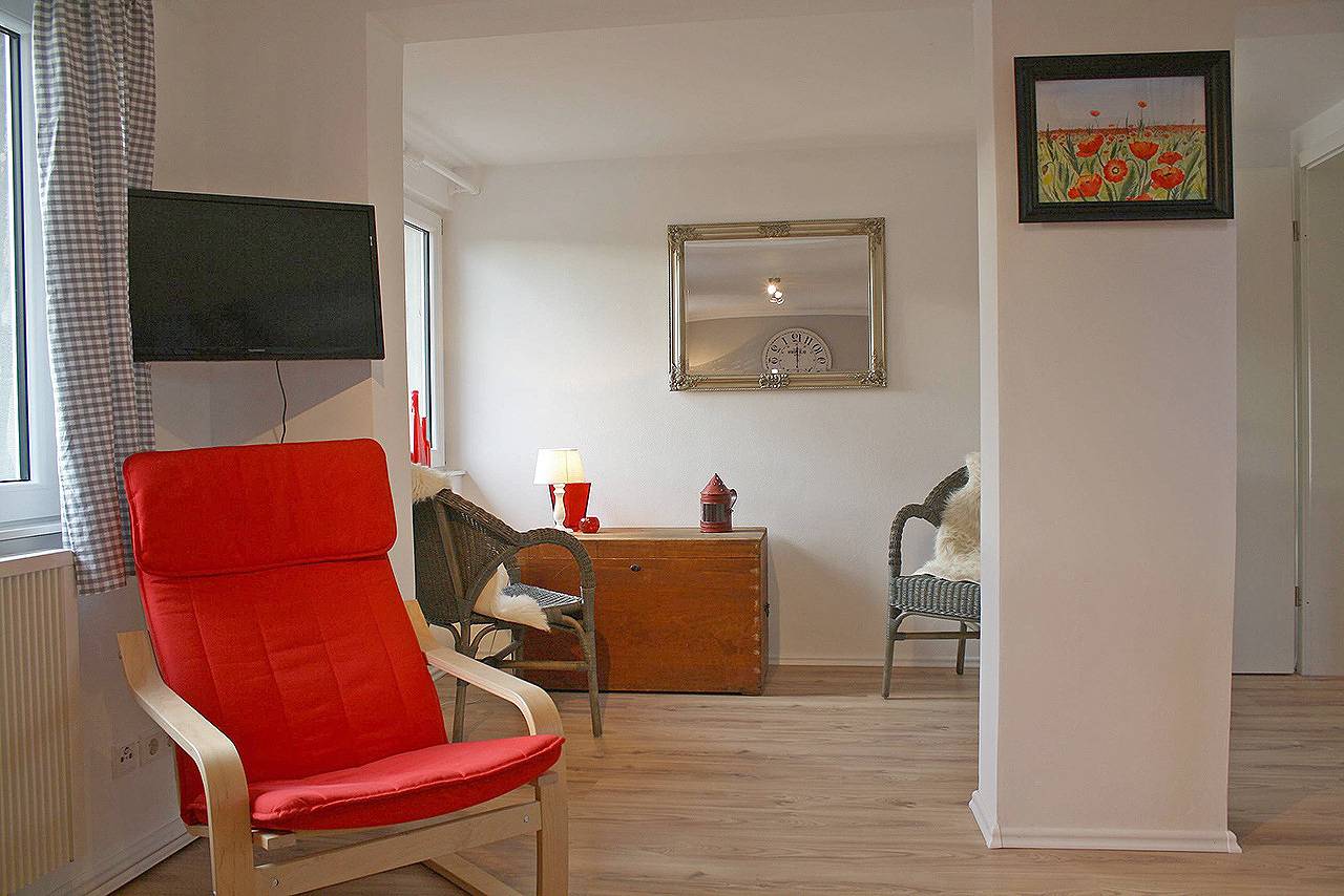 Ganze Ferienwohnung, Maisonette-Wohnung mit großer Terrasse - 11a in Karlsruhe, Rheinebene