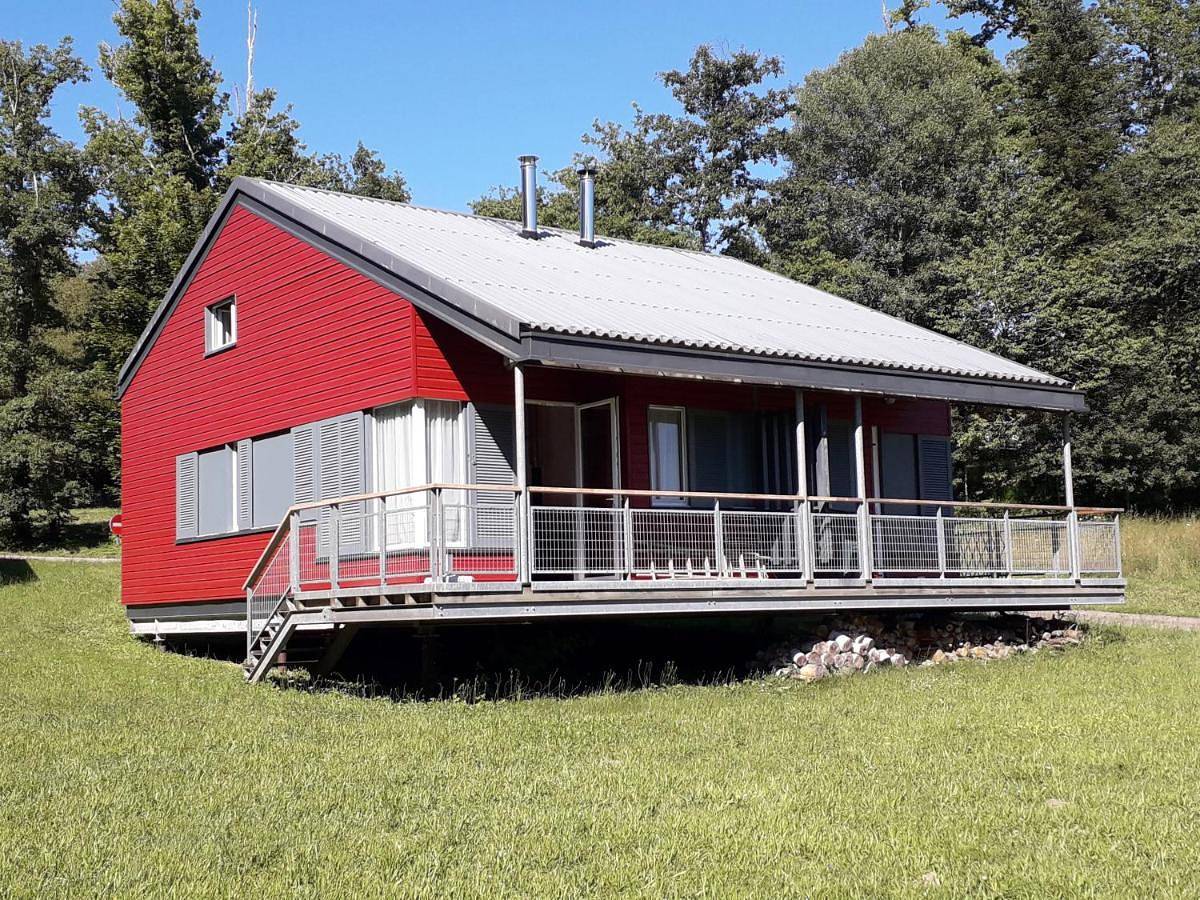 Two-Bedroom Chalet in Nontron, Parc naturel régional Périgord-Limousin