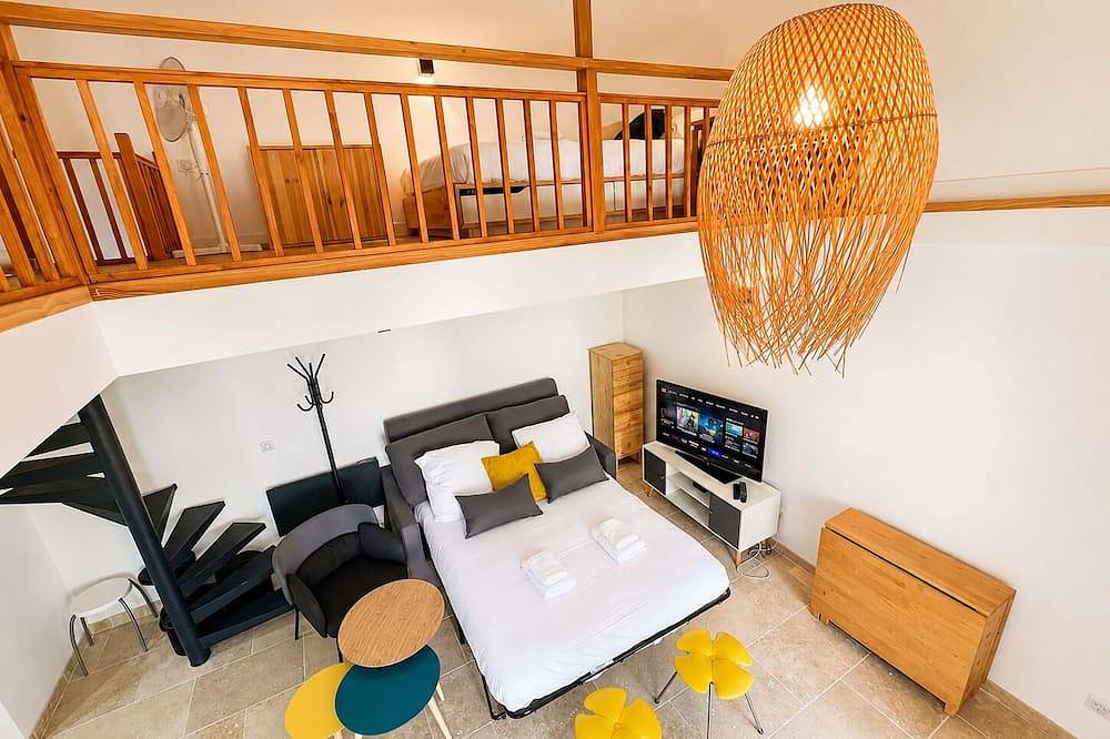 Appartement entier, Le Charme | Paris & Disneyland in Fontenay-sous-Bois, Val-de-Marne
