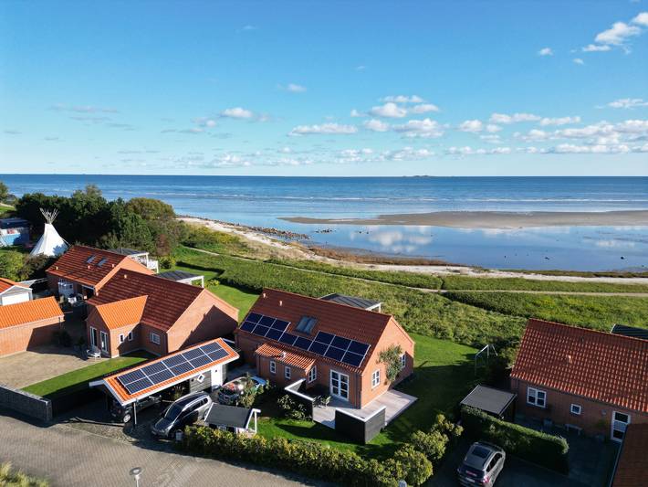 Ferienhaus für 6 Personen, mit Ausblick und Garten sowie Terrasse in Frederikshavn
