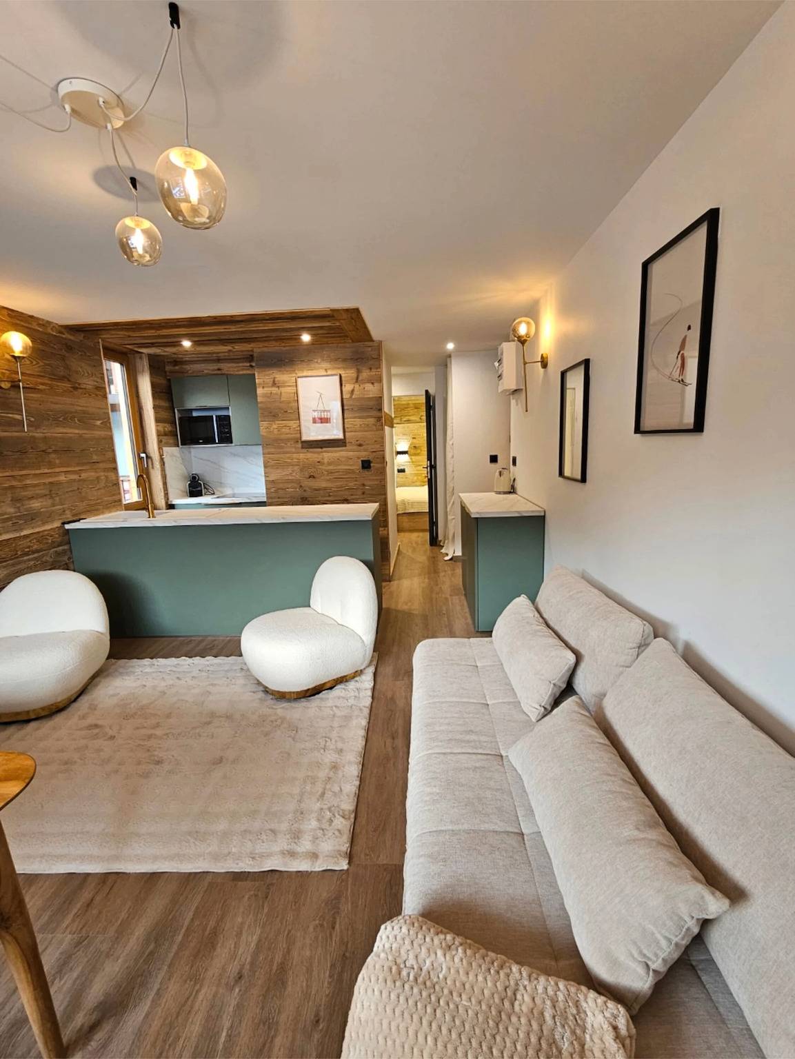 Appartement entier, Appartement 'Lesetoilesdelaplagne - Le Carroley' avec vue montagne, piscine partagée et balcon in La Plagne, La Plagne-Tarentaise