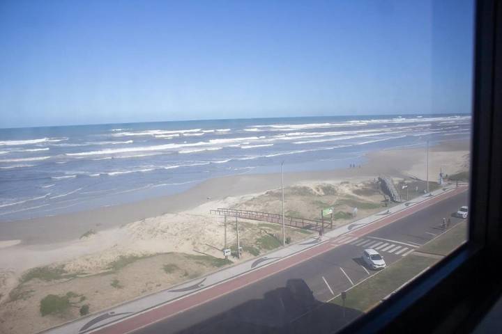 Casas e apartamentos de temporada para 8 pessoas, com balcão, com animais de estimação em Capão da Canoa